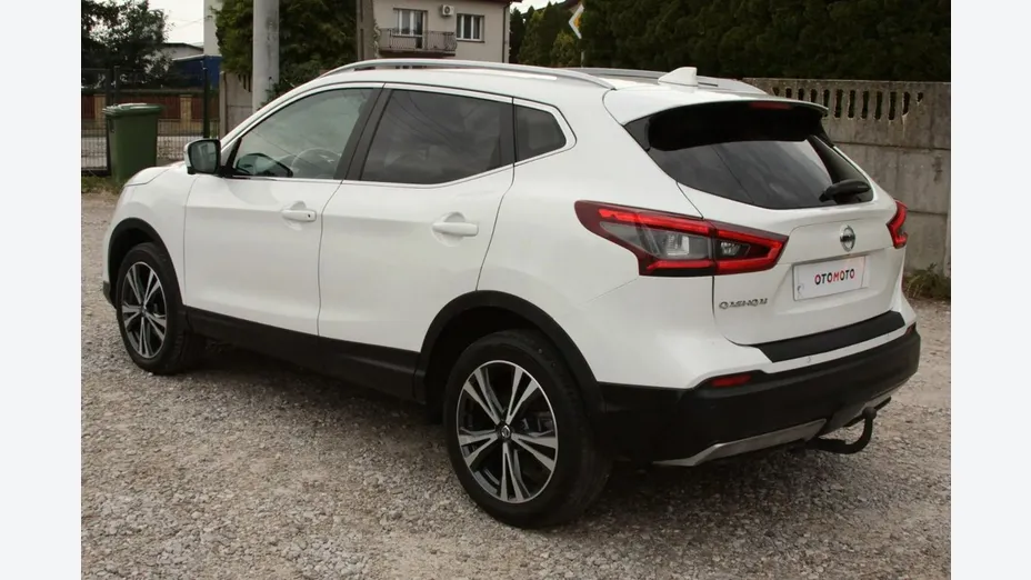NISSAN Qashqai -