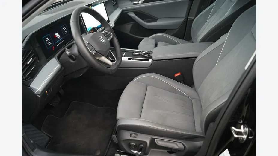 VOLKSWAGEN Passat -