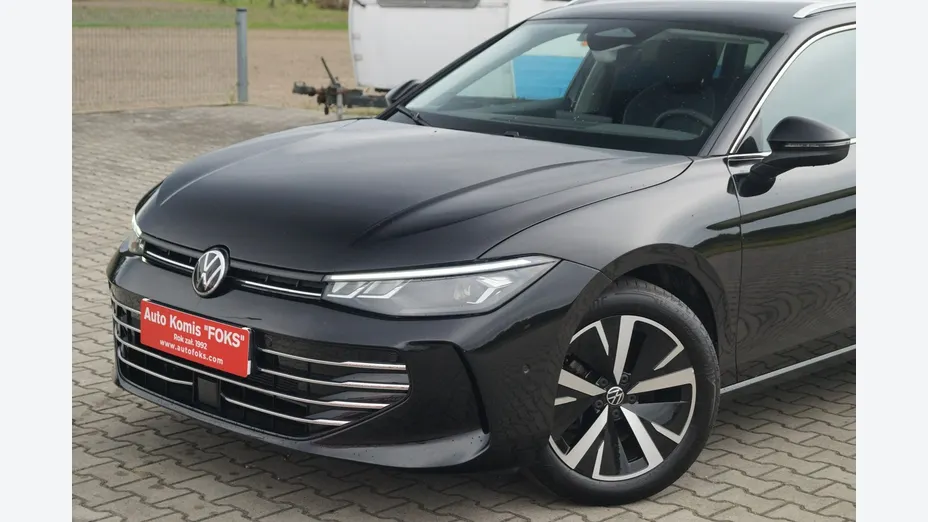 VOLKSWAGEN Passat -