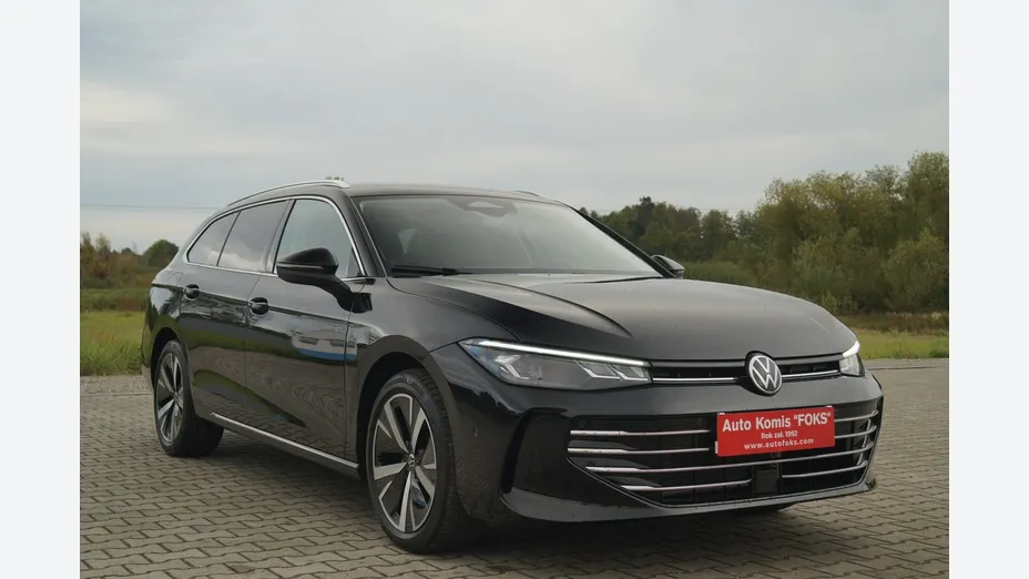 VOLKSWAGEN Passat -