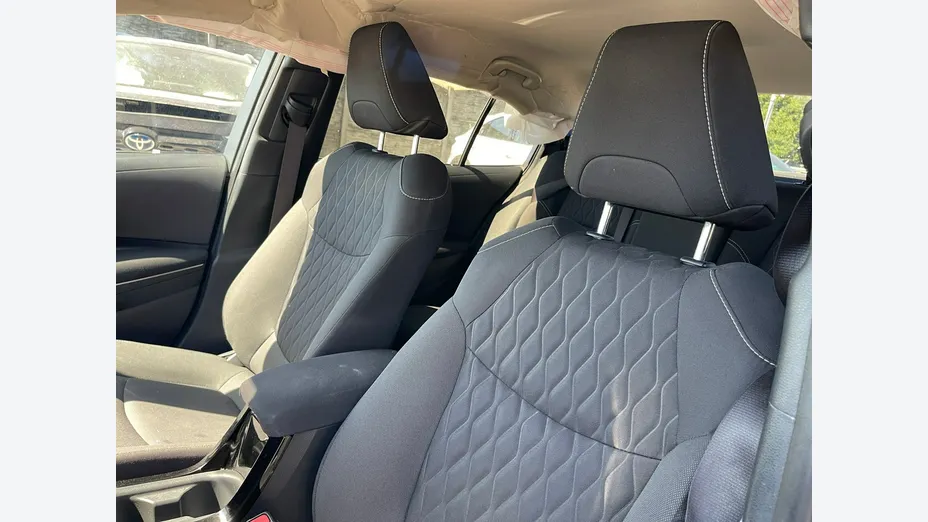TOYOTA Corolla -