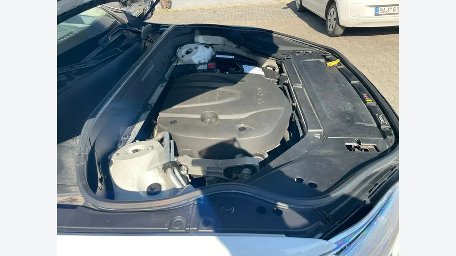 VOLVO XC90 -