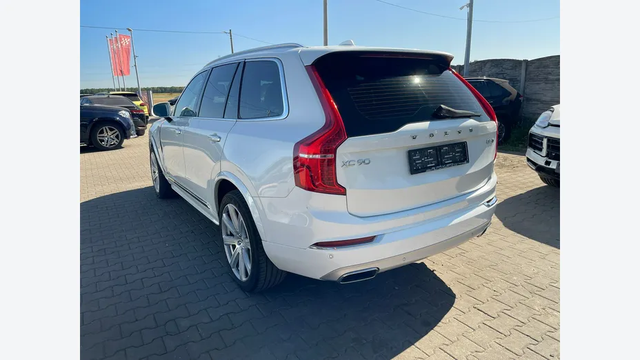 VOLVO XC90 -