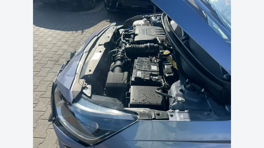 HYUNDAI i20 -