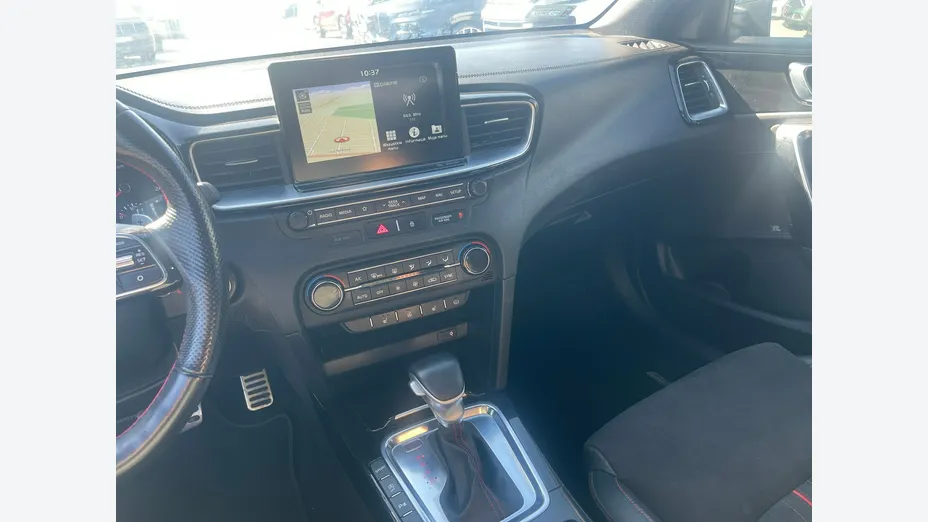KIA ProCeed -