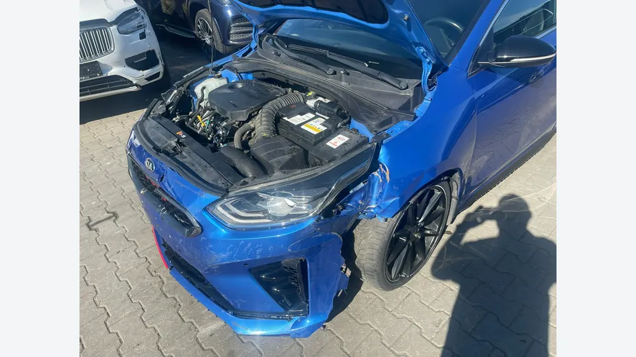 KIA ProCeed -