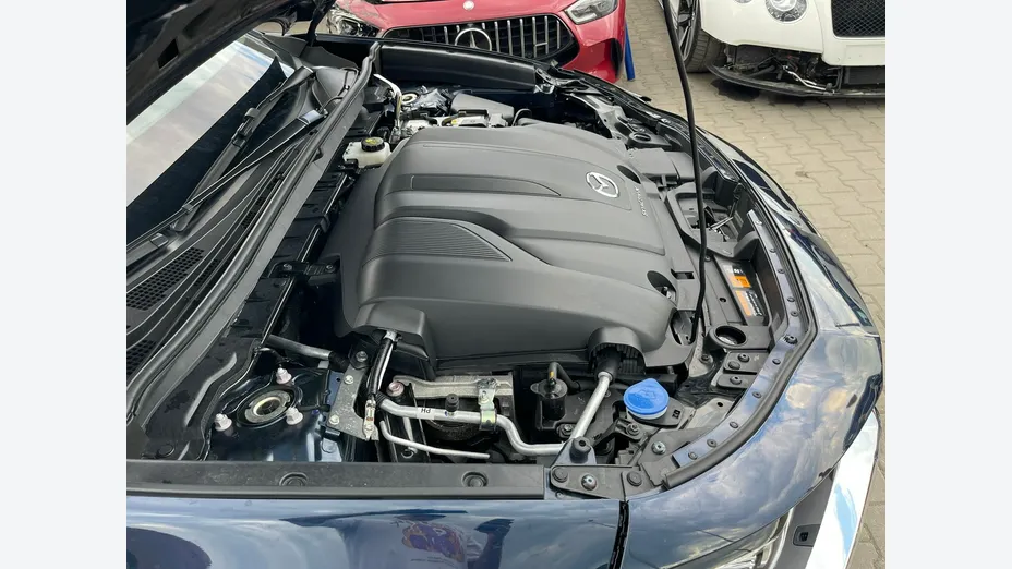 MAZDA CX-30 -