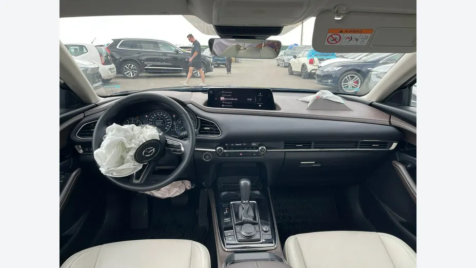 MAZDA CX-30 -