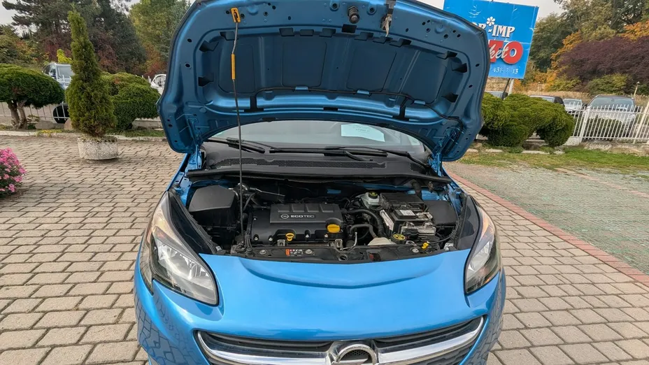 OPEL Corsa -