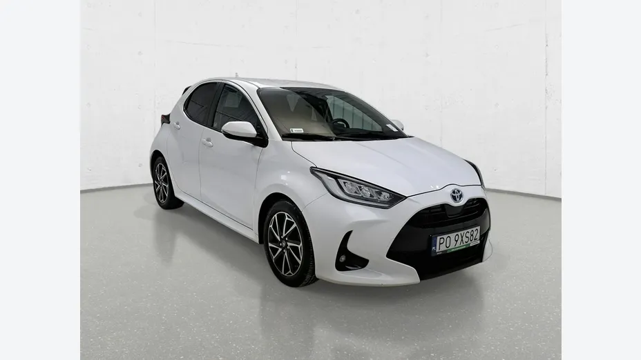 TOYOTA Yaris -