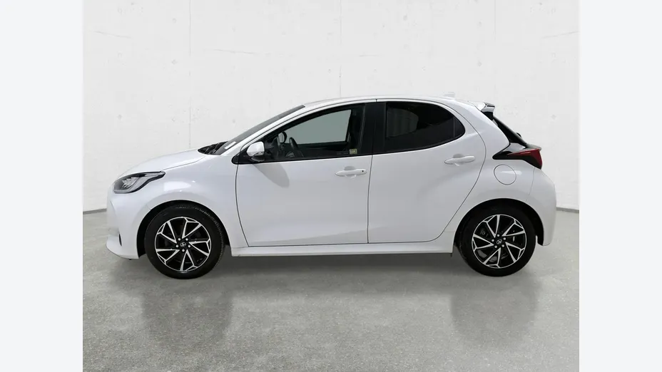 TOYOTA Yaris -