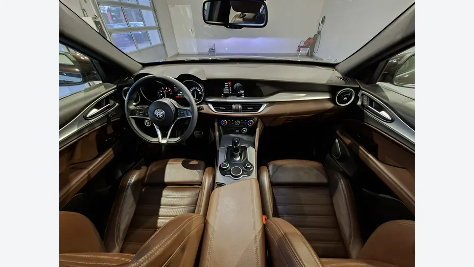 ALFA ROMEO Stelvio -