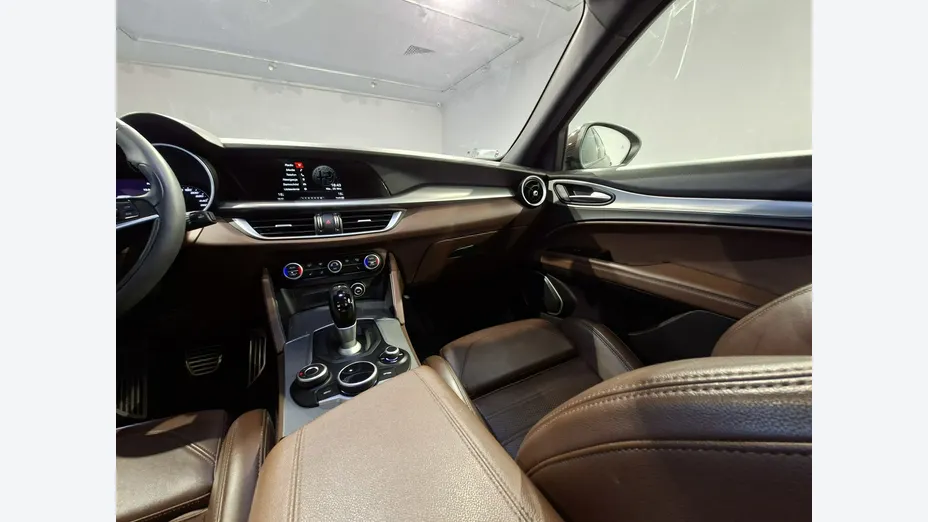 ALFA ROMEO Stelvio -