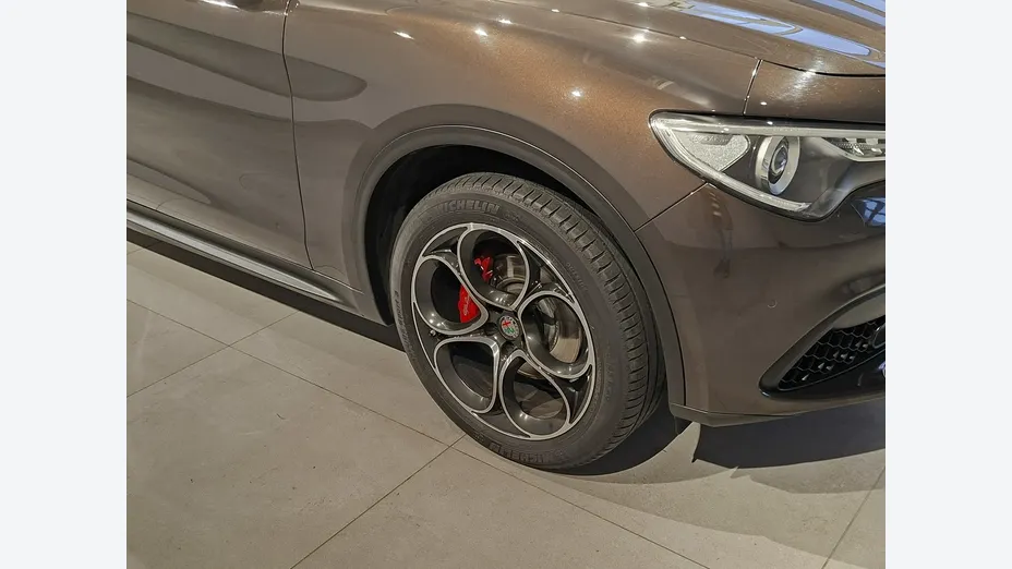 ALFA ROMEO Stelvio -
