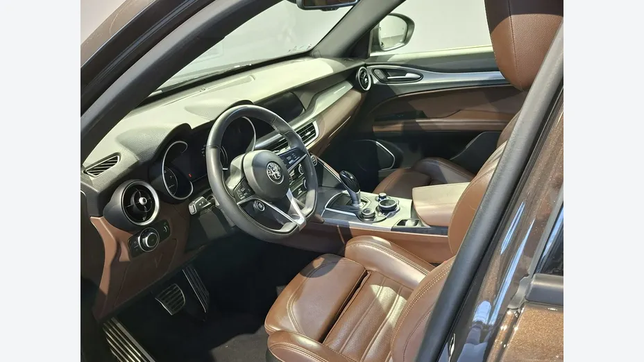 ALFA ROMEO Stelvio -