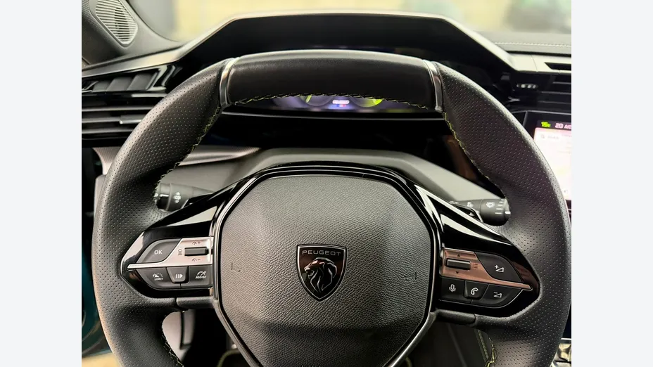 PEUGEOT 308 -