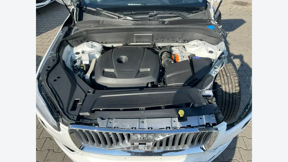 VOLVO XC90 -