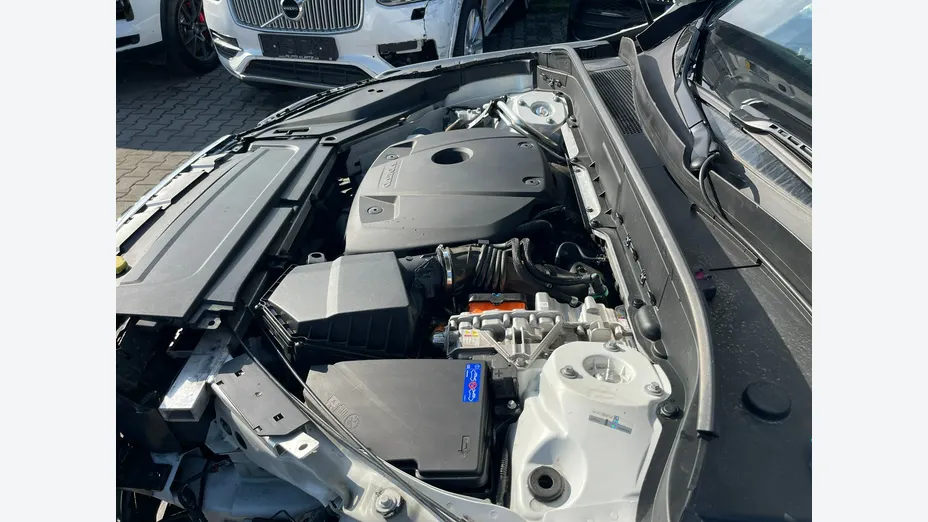 VOLVO XC90 -