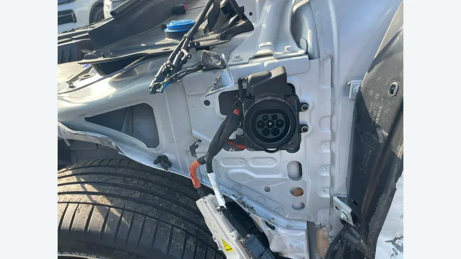VOLVO XC90 -