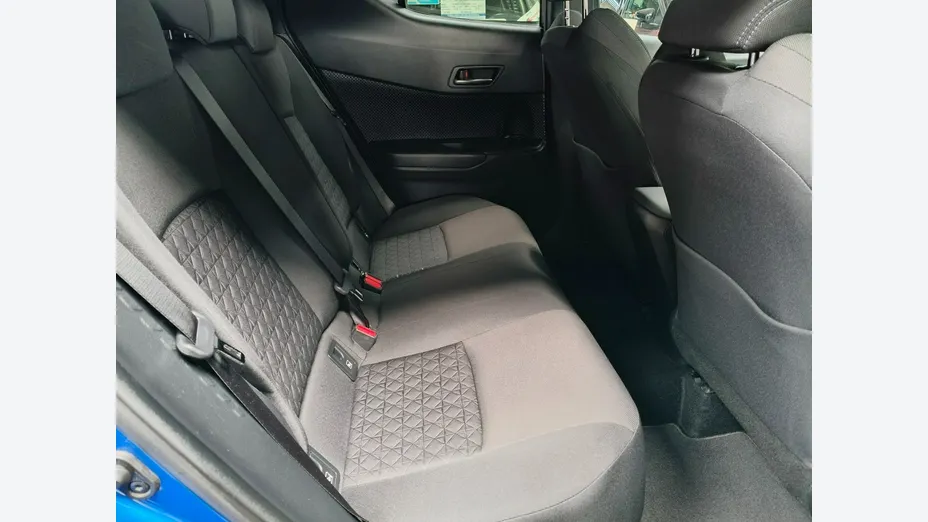TOYOTA C-HR -