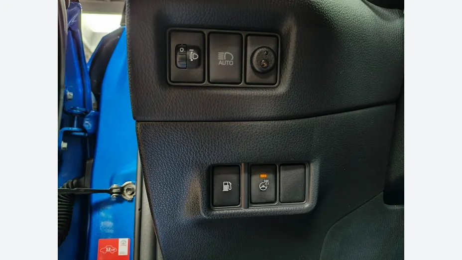 TOYOTA C-HR -