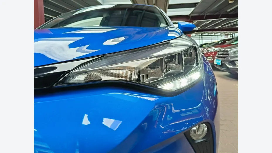 TOYOTA C-HR -