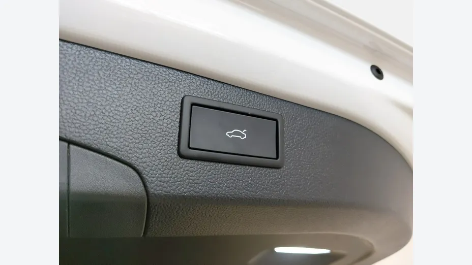 VOLKSWAGEN Passat -