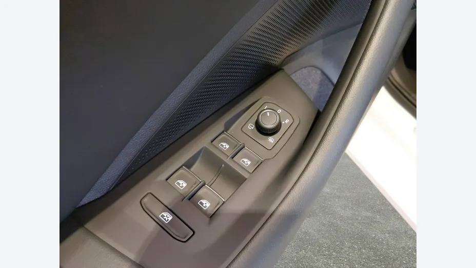 VOLKSWAGEN Passat -