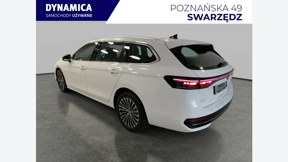 VOLKSWAGEN Passat -