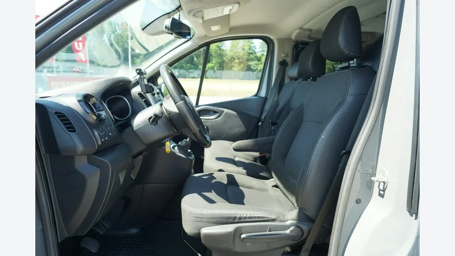 OPEL Vivaro -