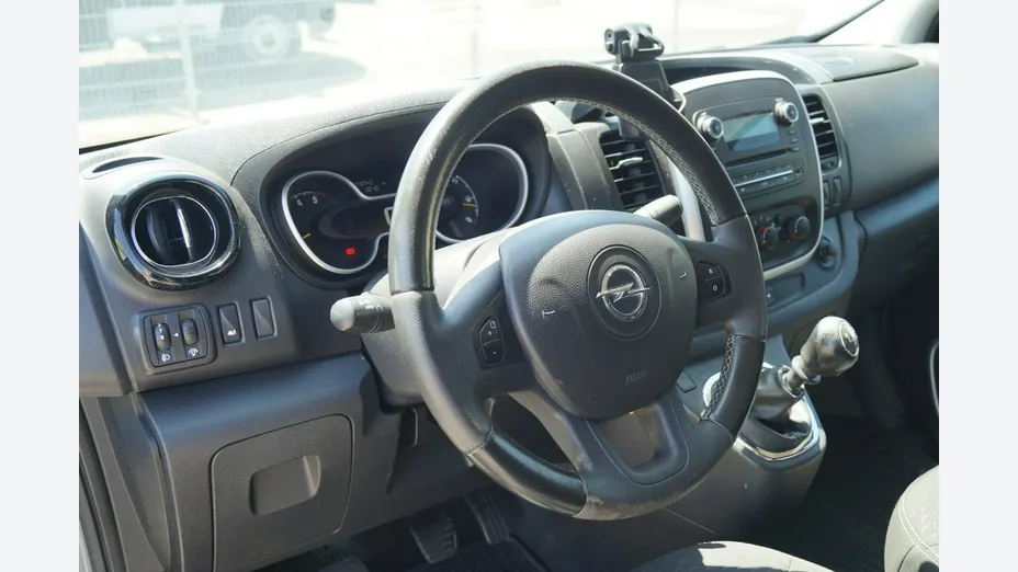OPEL Vivaro -