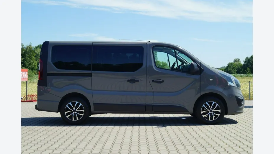 OPEL Vivaro -