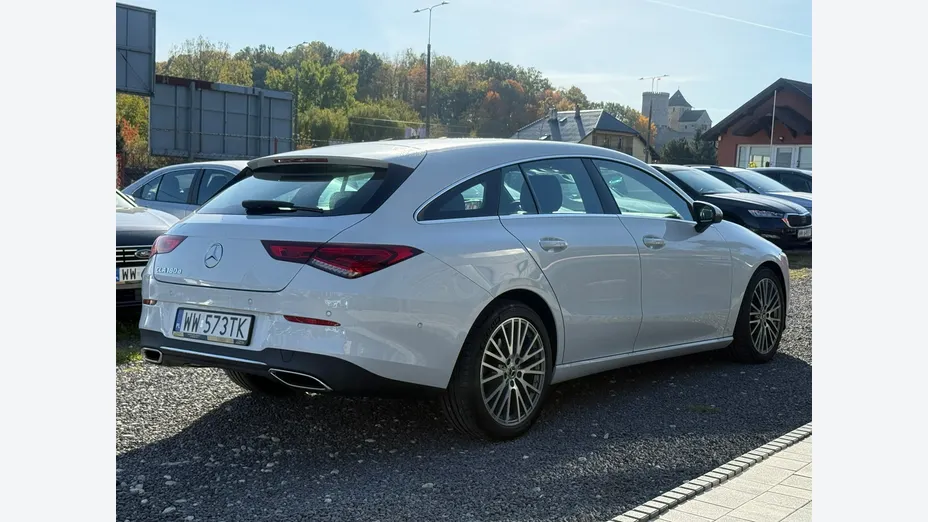 MERCEDES-BENZ CLA -