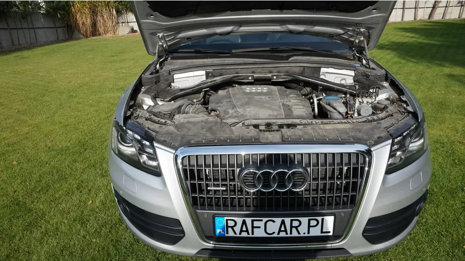 AUDI Q5 -