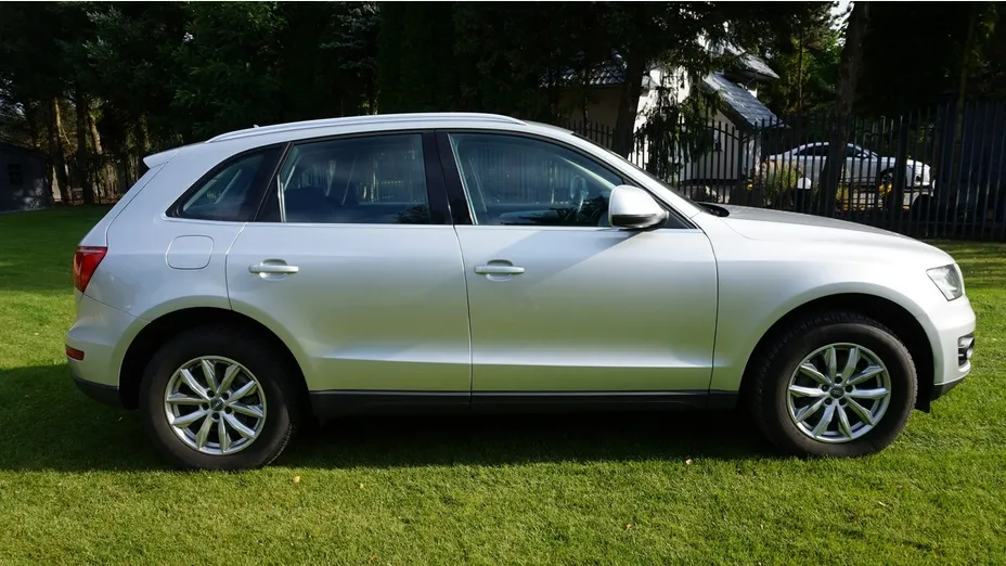 AUDI Q5 -