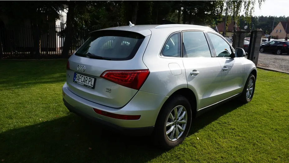 AUDI Q5 -