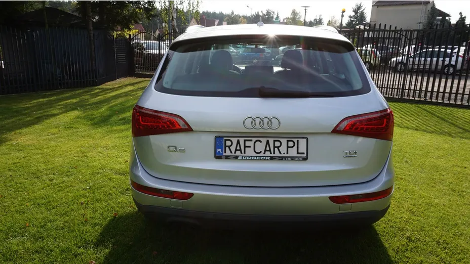 AUDI Q5 -