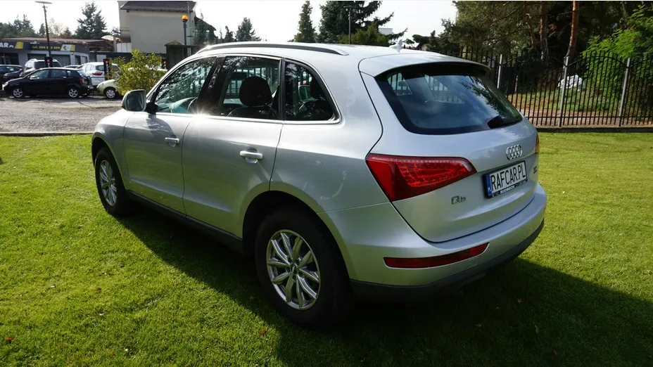 AUDI Q5 -