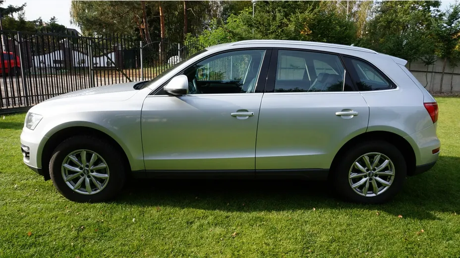 AUDI Q5 -