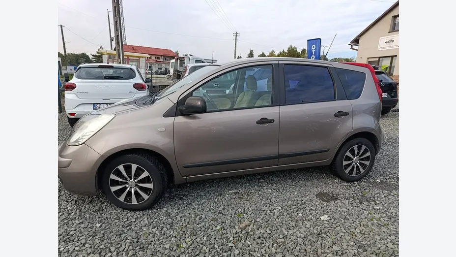 NISSAN Note -