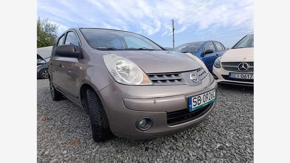 NISSAN Note -