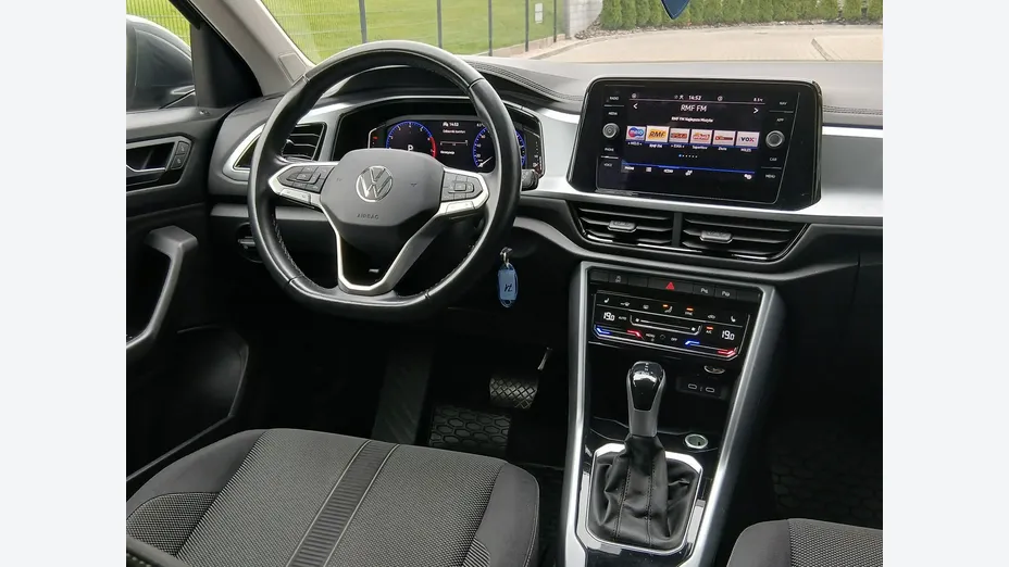 VOLKSWAGEN T-ROC -