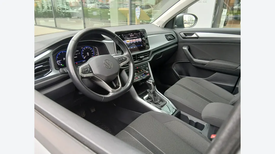 VOLKSWAGEN T-ROC -