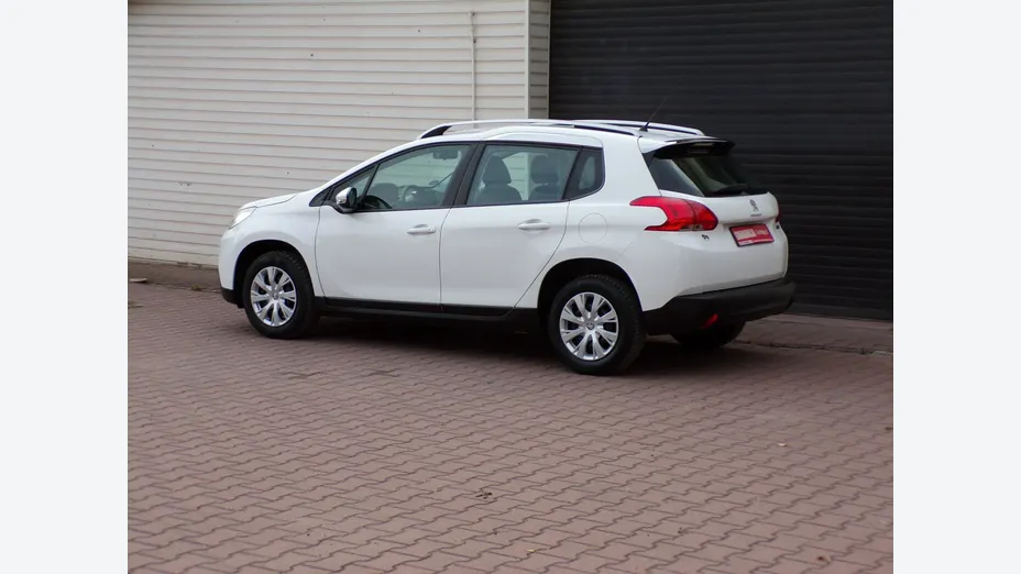 PEUGEOT 2008 -