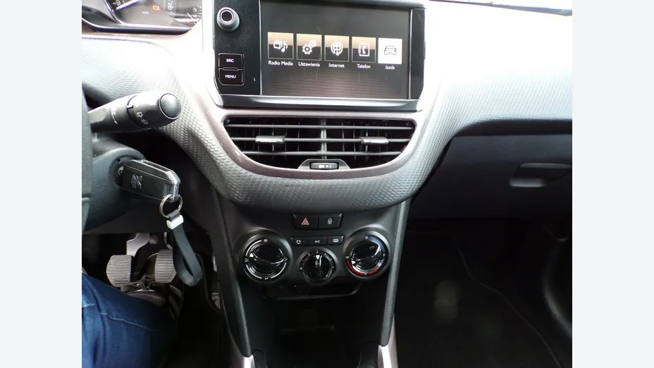 PEUGEOT 2008 -