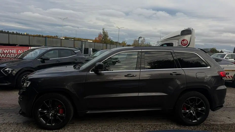 JEEP Grand Cherokee -