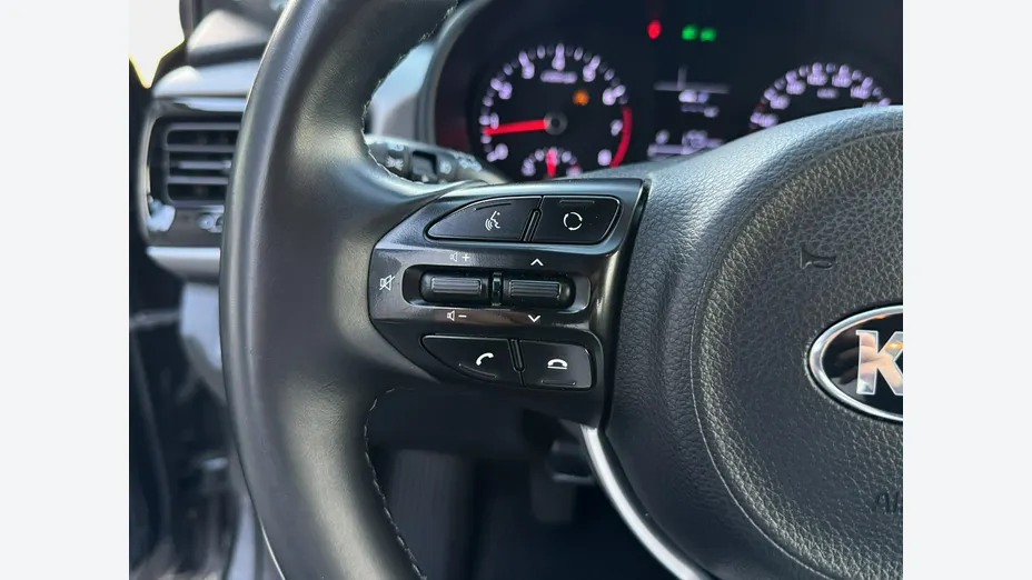 KIA Rio -