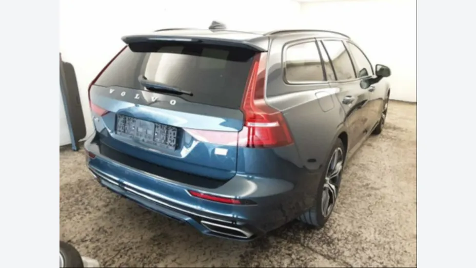 VOLVO V60 -