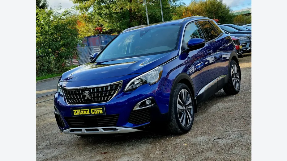 PEUGEOT 3008 -