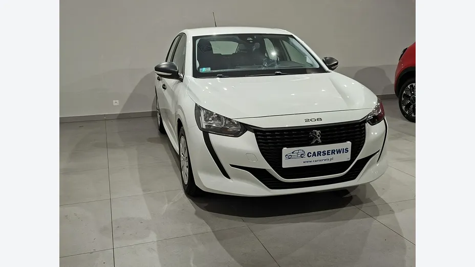 PEUGEOT 208 -